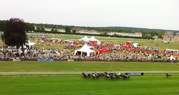 A Day At The Horse Races in France